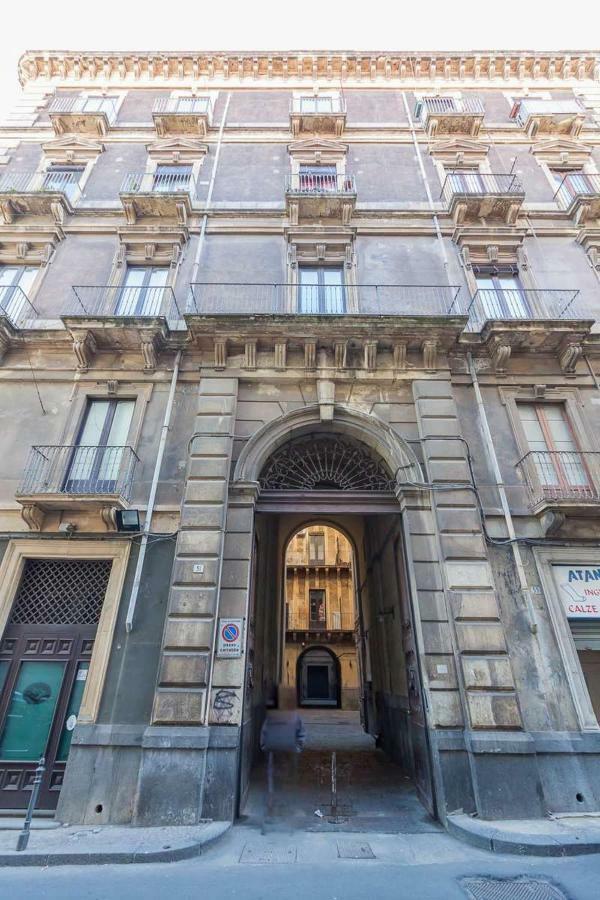 Apartament Alla Corte Del XIX Secolo Katania Zewnętrze zdjęcie